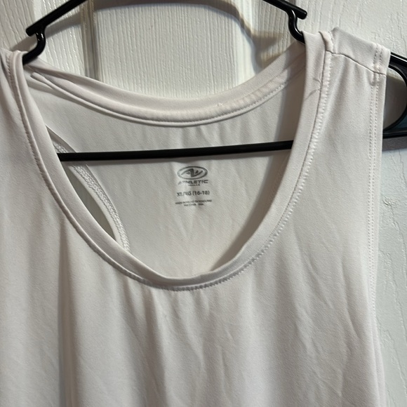 Athletic Razorback Tee - Picture 2 of 6